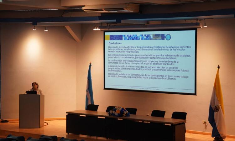 Facultad de Ciencias Médicas visibiliza su impacto social en el I Congreso de Proyectos de Vinculación