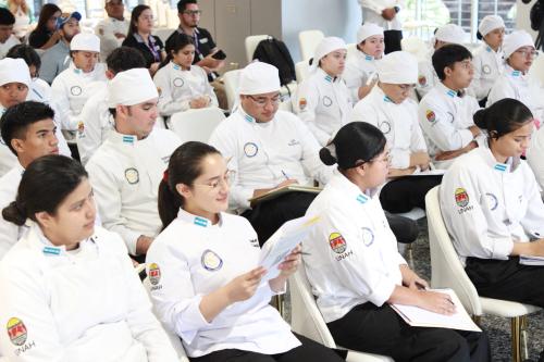 Taller de comida tradicional japonesa 1