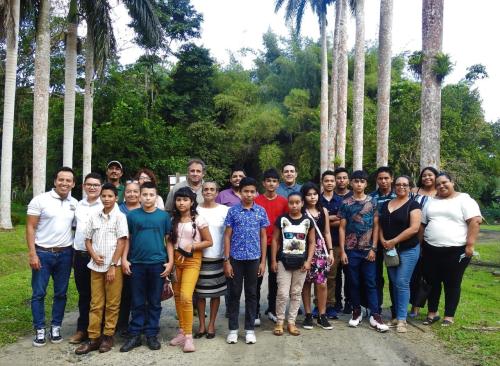 Formacion de guardianes del agua con estudiantes de CEB Lancetilla y La Esperanza