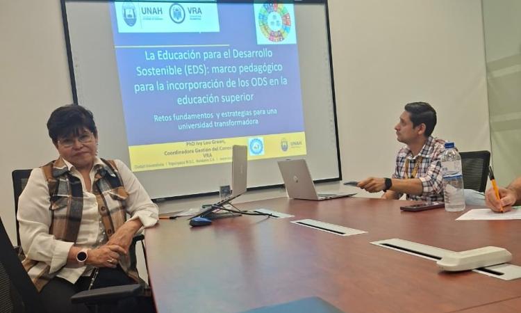 Desarrollan taller sobre educación para el desarrollo sostenible