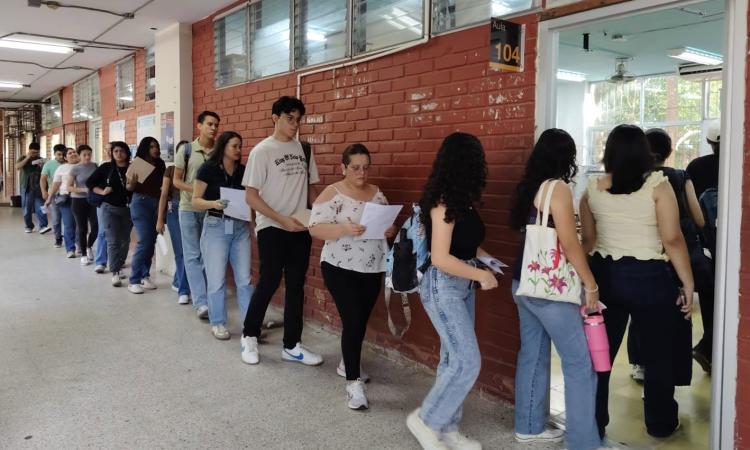 UNAH aplicó por primera vez la prueba PHUMA a aspirantes del área de la salud