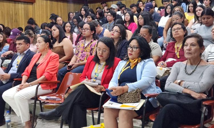 IV Jornada de Investigación en Trabajo Social fortalece la producción científica y el compromiso social en la UNAH