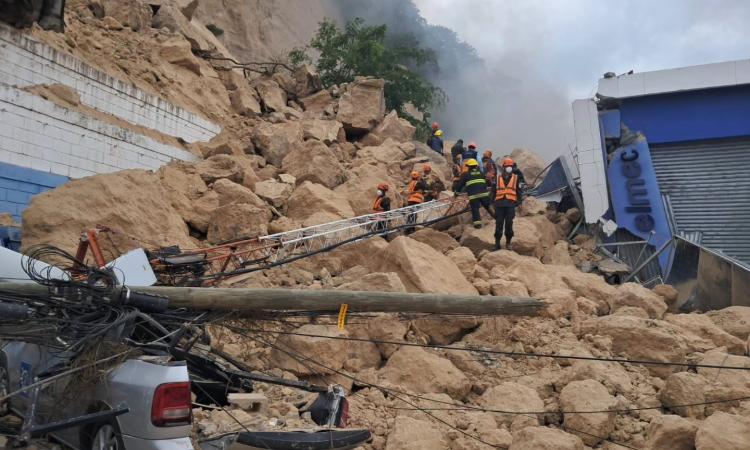 Fisuras, lluvias y falta de prevención: las claves del colapso en Loarque, explican expertos de la UNAH