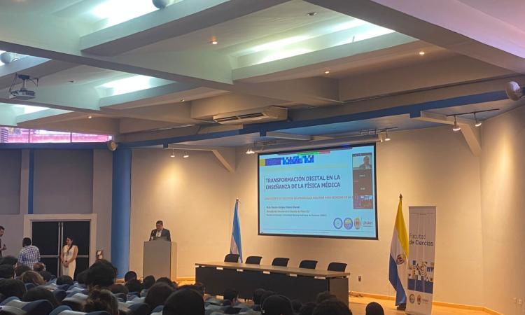 Escuela de Física presenta recursos de aprendizaje con Wolfram para fortalecer la formación en Ciencias de la Salud