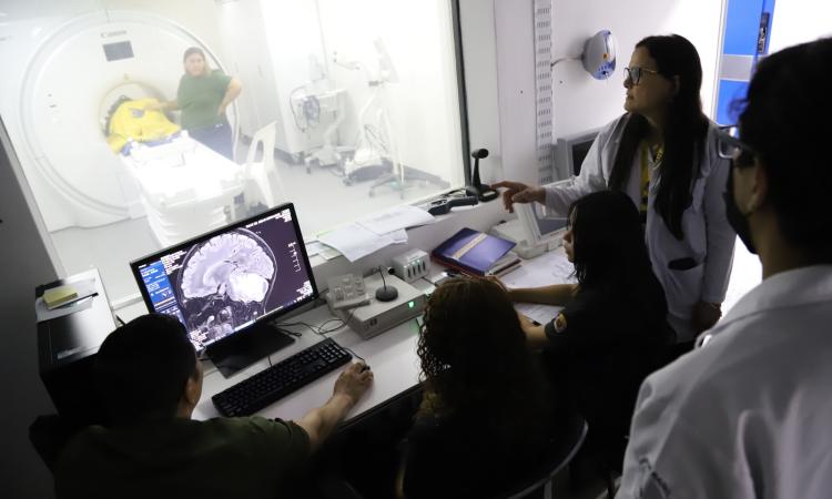 Con alta tecnología, calidez y compromiso, UNAH fortalece el diagnóstico oportuno de niños con cáncer