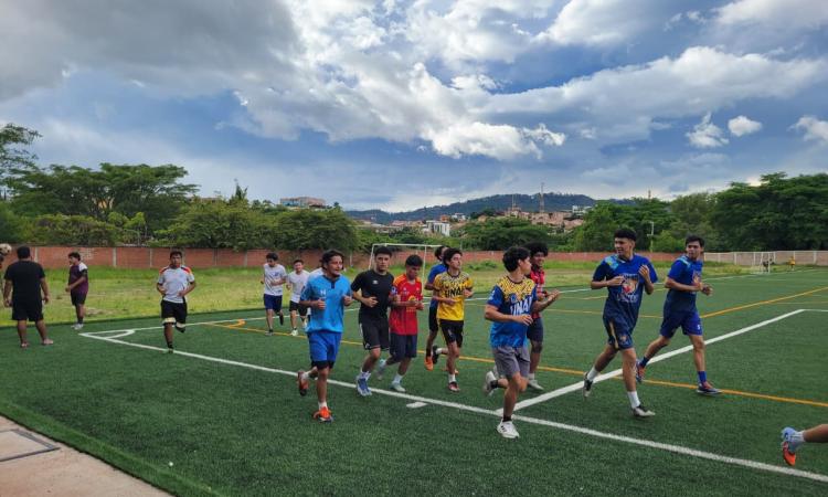 UNAH busca nuevos talentos para reforzar el equipo de fútbol Pumas