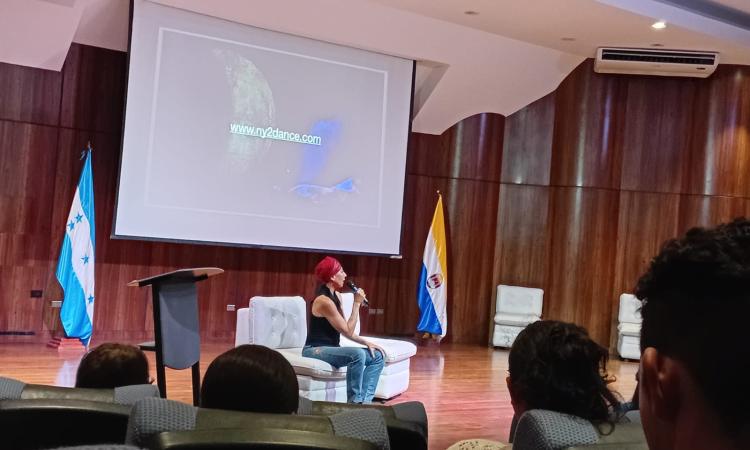 Nejla Yatkin ofrece conversatorio sobre icónica pieza de danza expresionista alemana