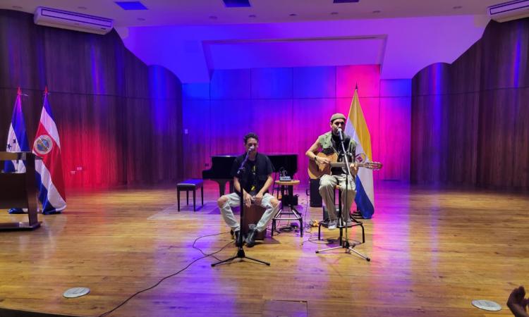 Chillax convierte la música en un puente de inclusión y encuentro cultural en la UNAH
