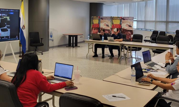 VRA y SEDI impulsan seminario-taller sobre educación para el desarrollo sostenible en la UNAH 