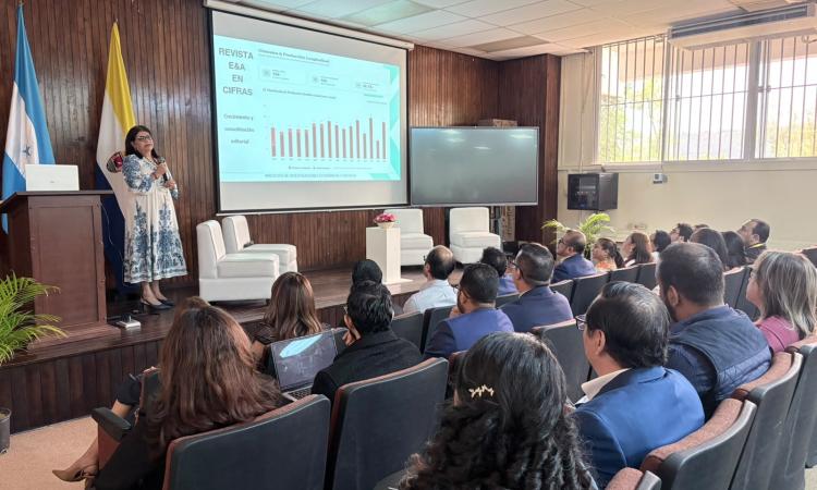 Revista Economía y Administración presenta avances editoriales y abre convocatoria para nuevo volumen