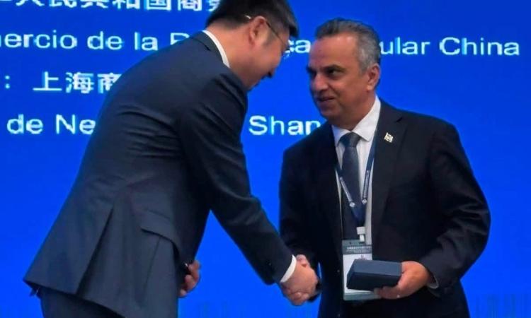 Docente de UNAH Campus Cortés se capacita en China sobre gestión bancaria y monetaria