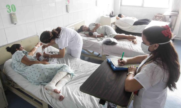 Control prenatal tardío, elevado número de cesáreas y falta de anticonceptivos alerta estudio del Obsaludh
