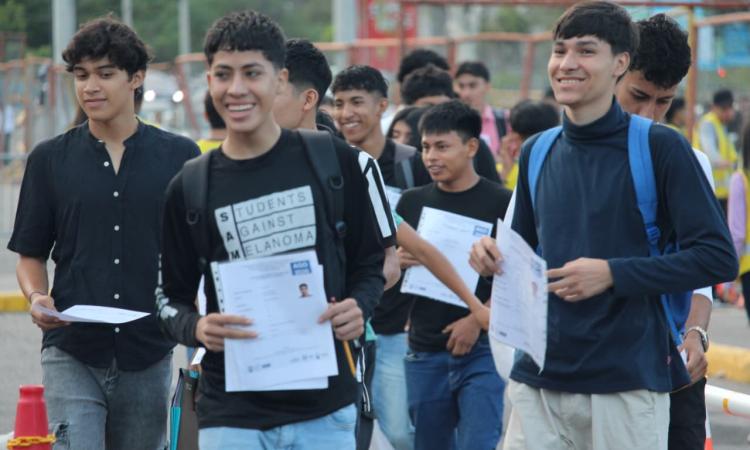 Más de 19,000 aspirantes se sometieron al segundo proceso de admisión de este año en la UNAH