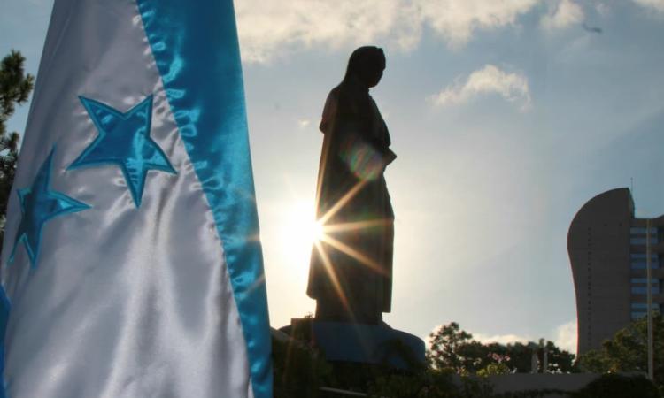 El 1 de septiembre y la conmemoración del Día de la Bandera Nacional de Honduras 