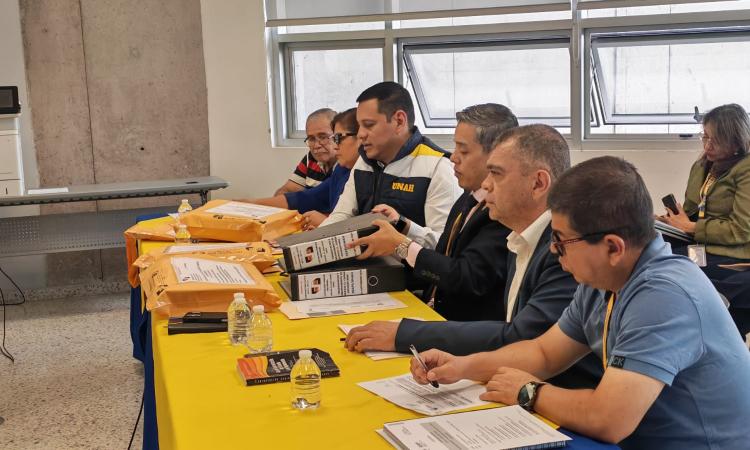 UNAH recibe ofertas económicas de constructoras para mejoramiento del Edificio C2