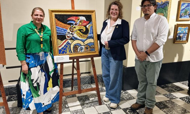 El CAC-UNAH recibe la exposición “Fractales de mi vida”, de la artista Patricia Durón Varela