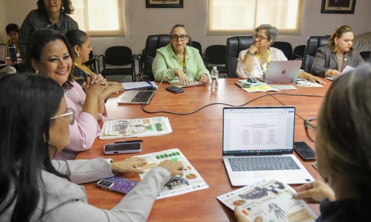 UNAH presenta ante el Congreso Nacional evidencia sobre violencia sexual contra la niñez y adolescencia hondureña
