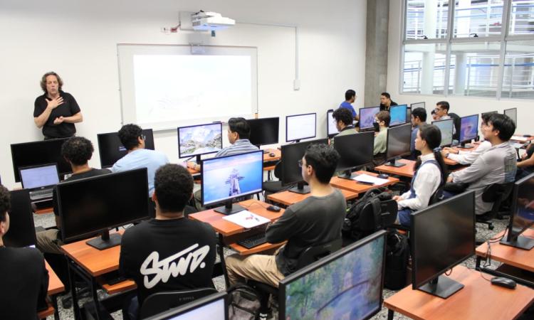 Facultad de Ciencias fortalece la enseñanza matemática con experto internacional