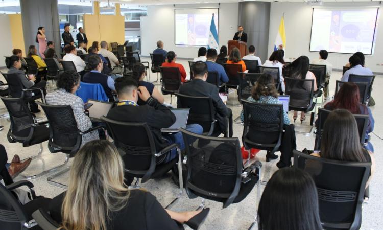UNAH apuesta por una comunicación institucional más articulada
