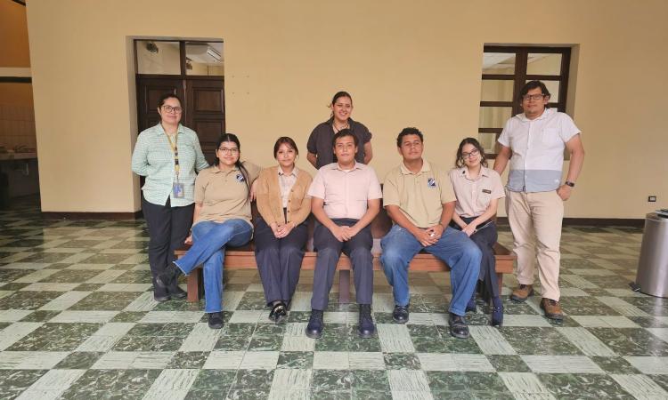 Estudiantes de Bellas Artes culminan su práctica profesional en el CAC-UNAH