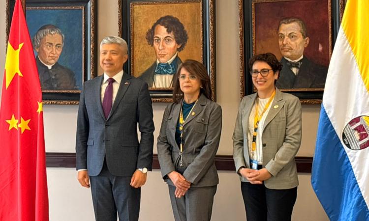 UNAH y China exploran nuevas oportunidades de becas e intercambio académico y cultural