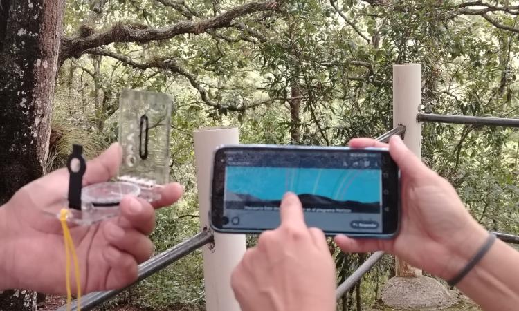Docentes de Faces estudian el valor arqueoastronómico de la Cueva del Gigante, en La Paz
