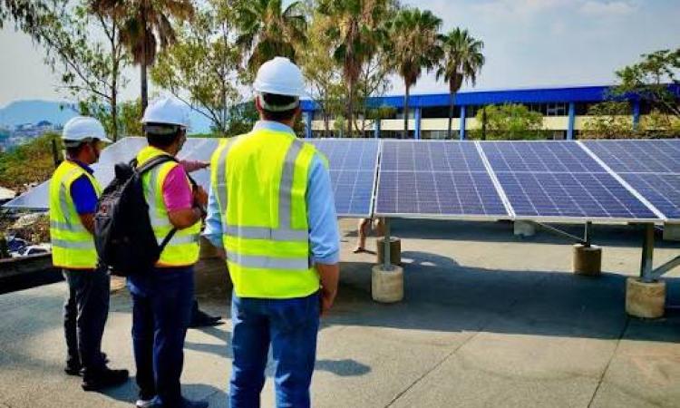 Este año inicia la formación de especialistas en energías renovables en la UNAH