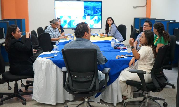 Facultad de Química y Farmacia proyecta la creación de un centro de innovación en tecnología farmacéutica