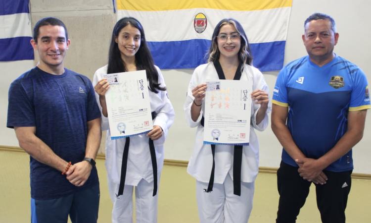 Atletas de la UNAH obtienen certificación internacional de Taekwondo