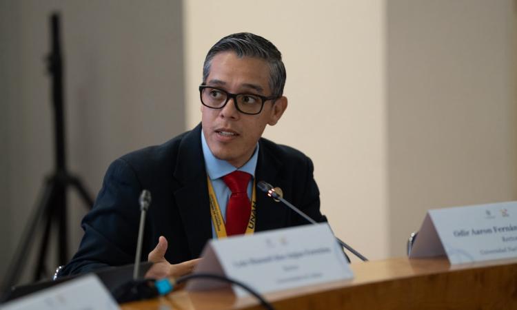 Rector de la UNAH propone política iberoamericana para impulsar el multilingüismo científico   