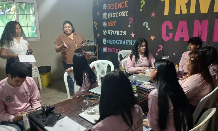 UNAH Campus Yoro acerca su oferta académica a estudiantes de 70 centros educativos