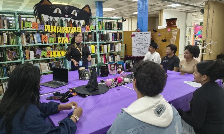 Frankenstein reúne a estudiantes de la UNAH en torno a la literatura y la reflexión social