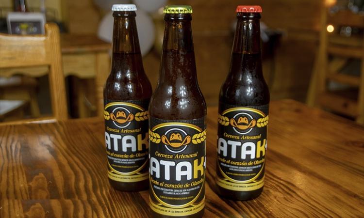 De las aulas de UNAH Campus Olancho al emprendimiento cervecero CATAK 