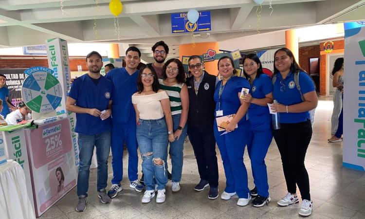 Autoridades de la Facultad brindan bienvenida a estudiantes en el II PAC 2025