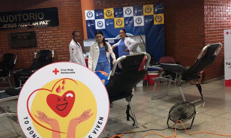 Química y Farmacia lleva a cabo jornada de donación voluntaria de sangre.