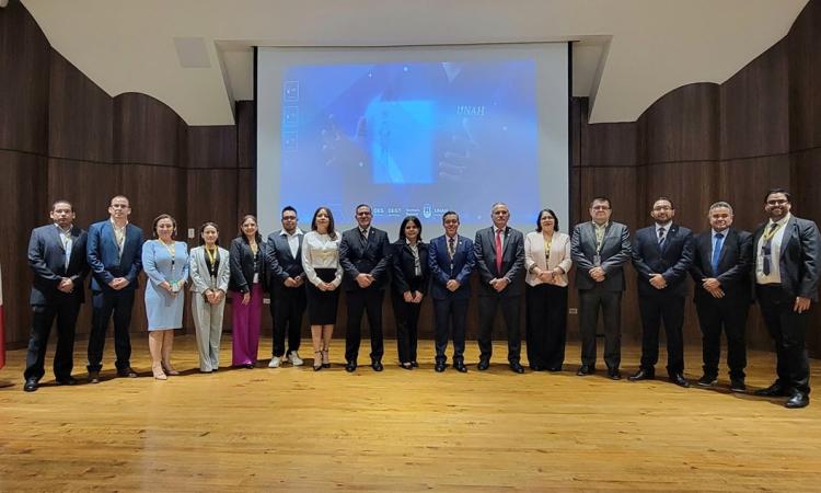 UNAH lanza título electrónico