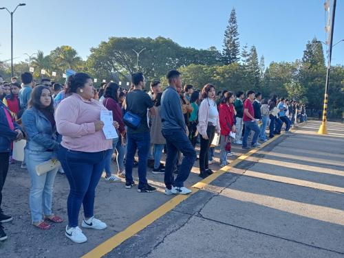 a8b74832 d93d 4792 aba9 845b3243c523