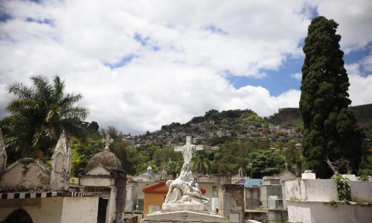 ¿Le gustaría conocer el Cementerio General de Tegucigalpa?