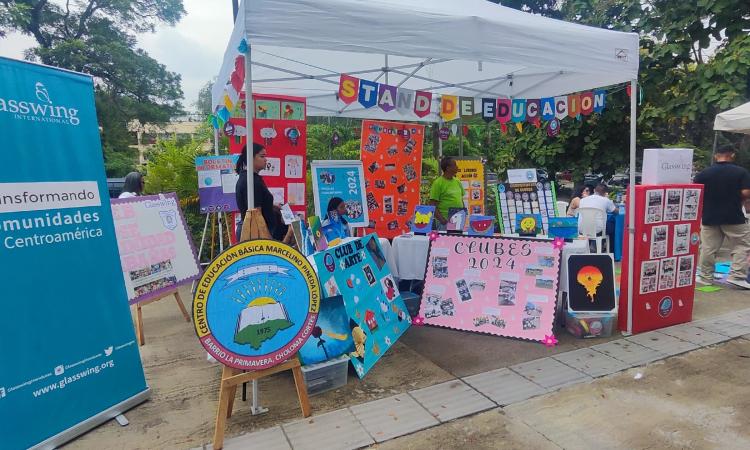 Feria de Instituciones: "Visibilizar Nuestra Salud Mental como una Prioridad"