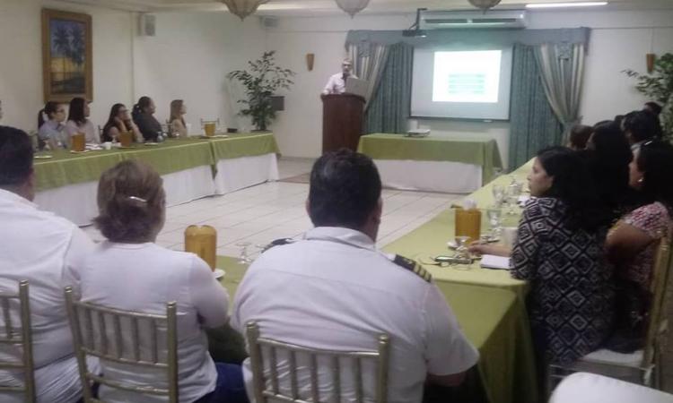 UNAH-VS presenta propuesta de Escuela Marino Portuario