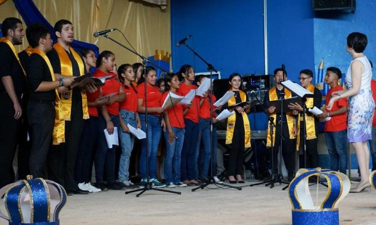 UNAH-VS promueve "Música Para Todos" en colegios del Valle de Sula