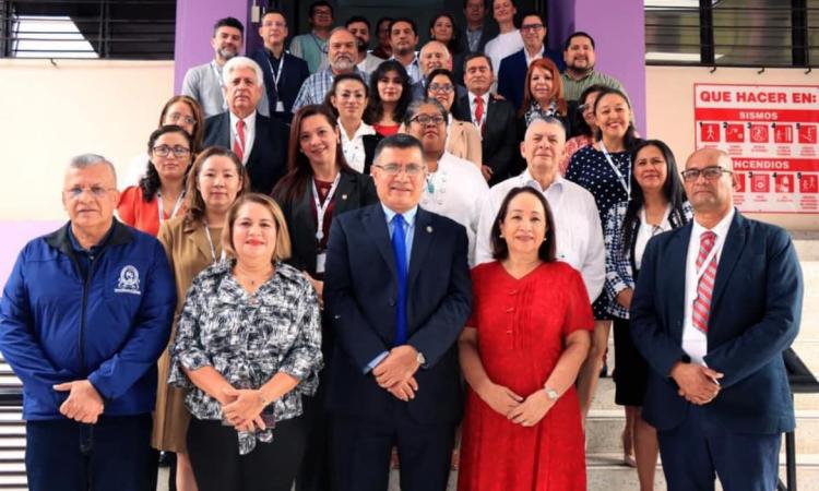 Directora de Vinculación Universidad Sociedad tuvo participación en la II Reunión del Proyecto FUESE