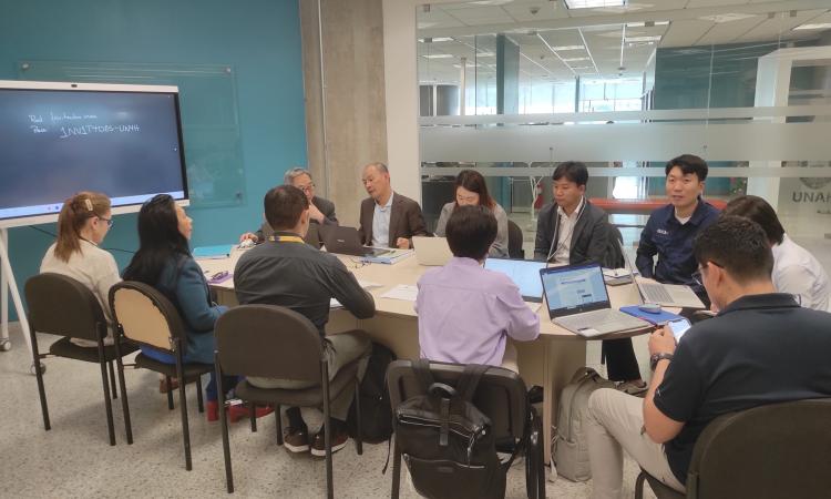 Fortaleciendo Alianzas para el Futuro de la UNAH