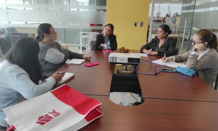 Se fortalecen las alianzas en beneficios de nuestros Alumni UNAH