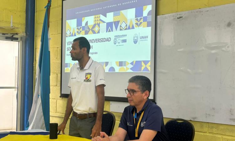 DVUS avanza en la consolidación de la vinculación universitaria con jornada de trabajo en el Campus El Paraíso