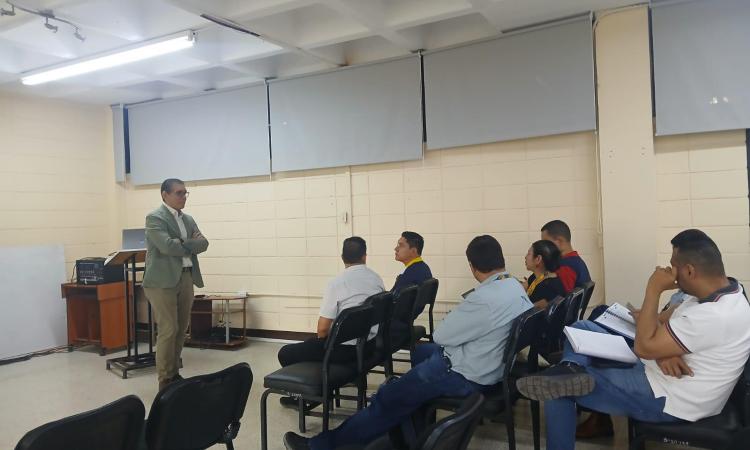 DVUS fortalece articulación con la Facultad de Ingeniería de la UNAH para potenciar la vinculación universitaria