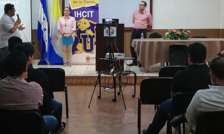 IHCIT desarrolla coloquio sobre umbrales de alerta del río Chamelecón En La Lima, Cortés