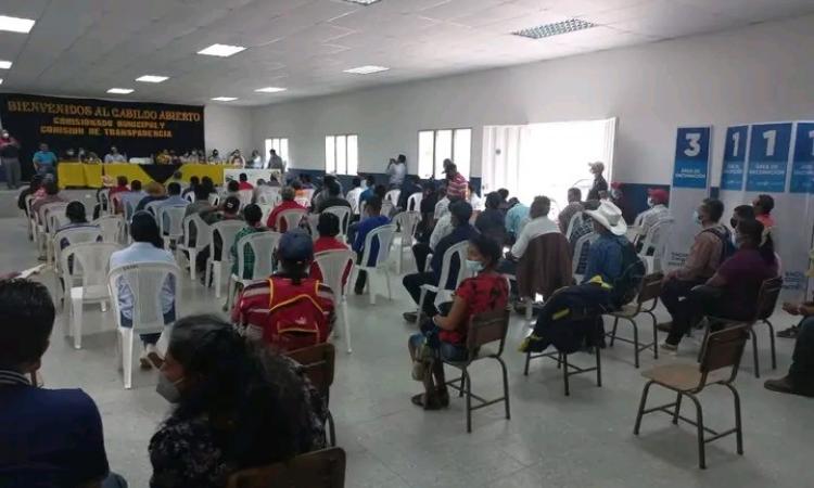 Representantes de la UNAH realizan gira de acercamiento a varios municipios del departamento de La Paz  