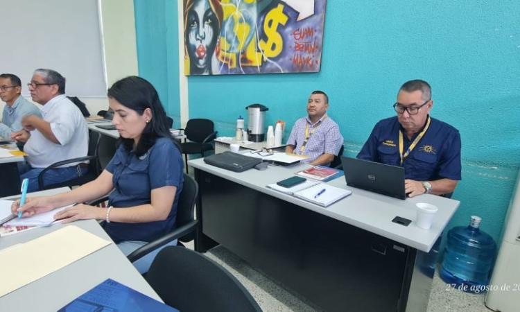 VRA capacita a jefaturas y coordinaciones de UNAH Comayagua